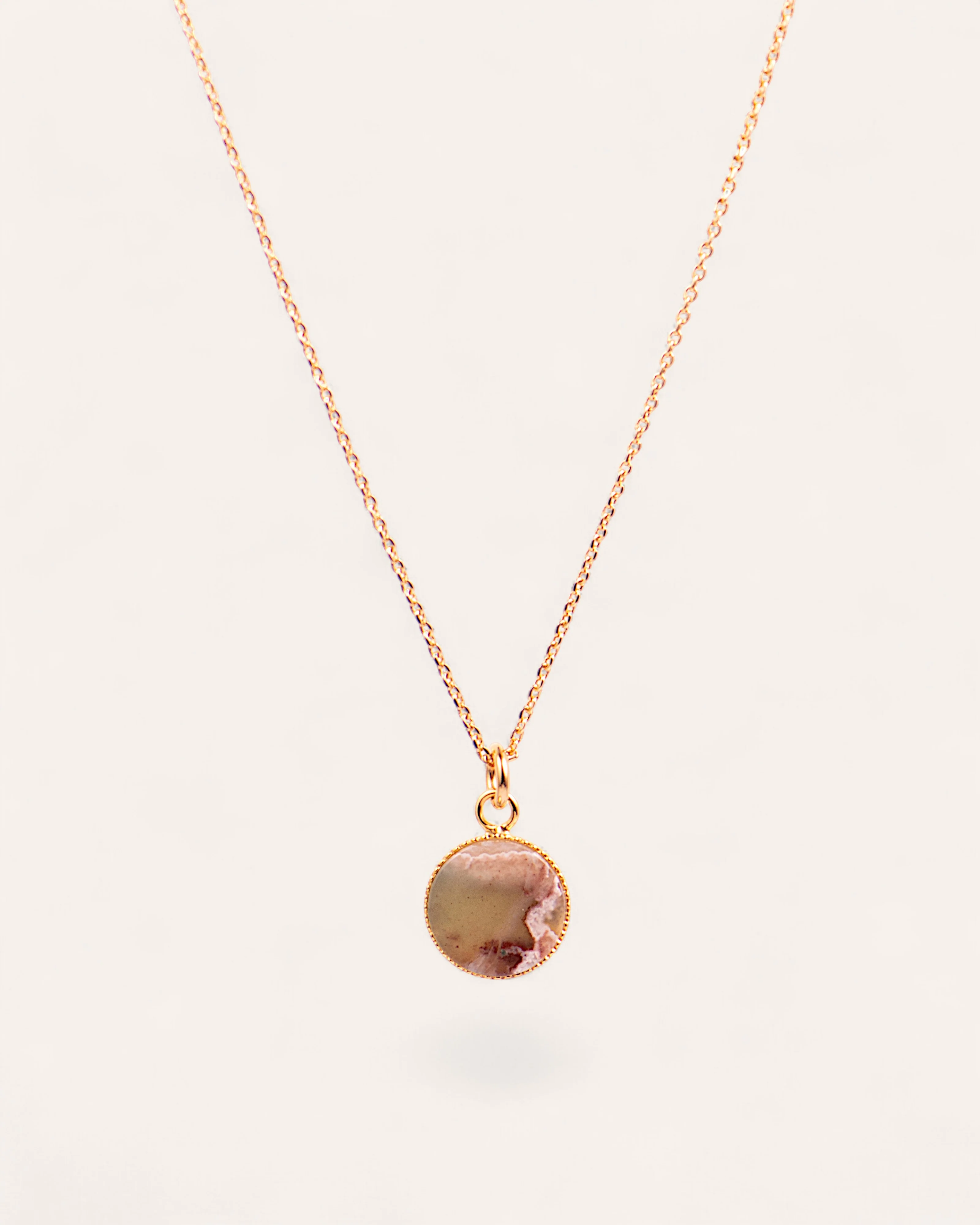 Collier Leo